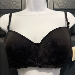 NET-René Rofé Black Lingerie. Size 38C